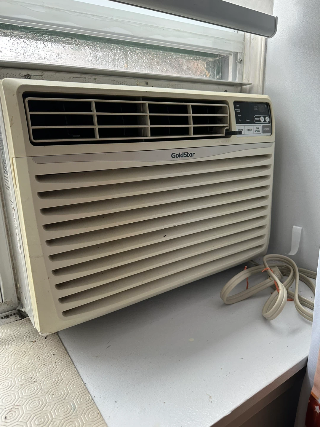 GoldStar Window Air Conditioner