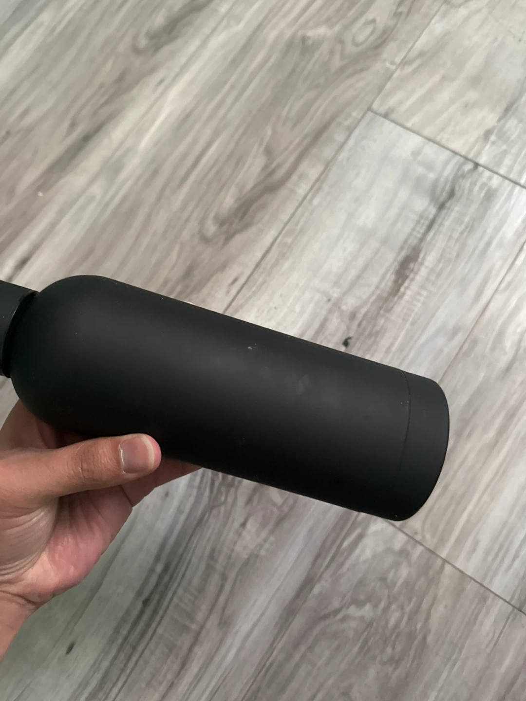 Black Water Bottle - photo 2