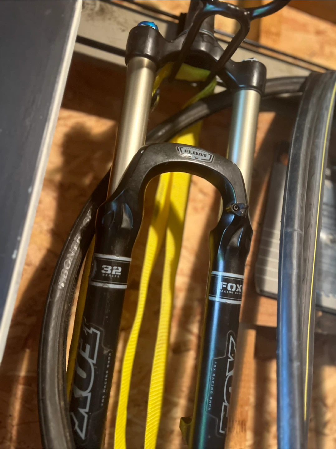 FOX 32 FLOAT Mountain Bike Suspension Fork - photo 3