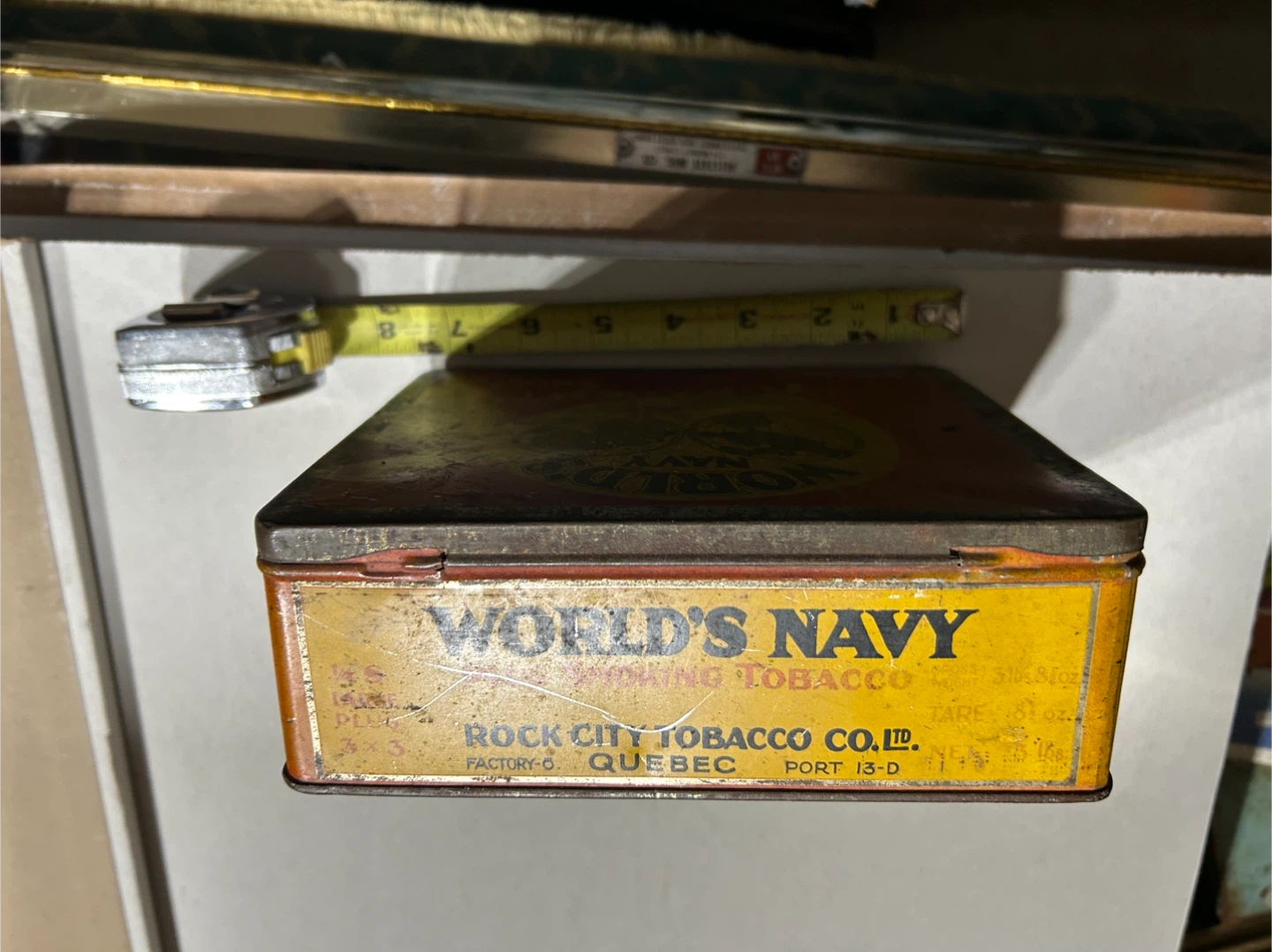 World's Navy Tobacco Plug Tin - photo 3