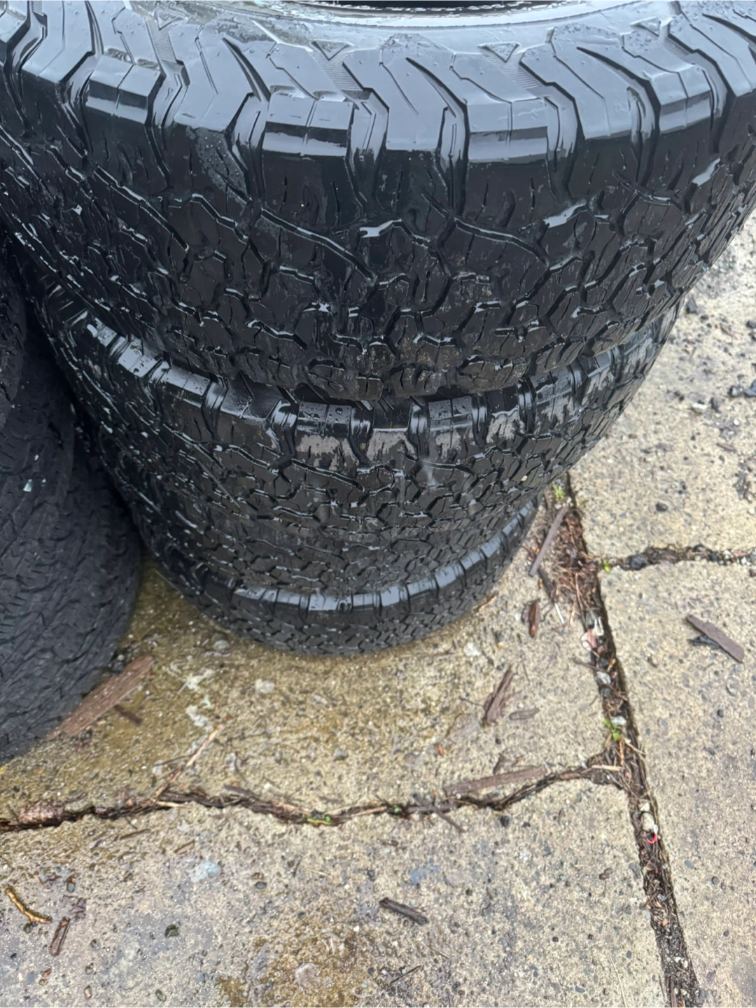 X4 265/70-17 BFG KO2 - photo 2