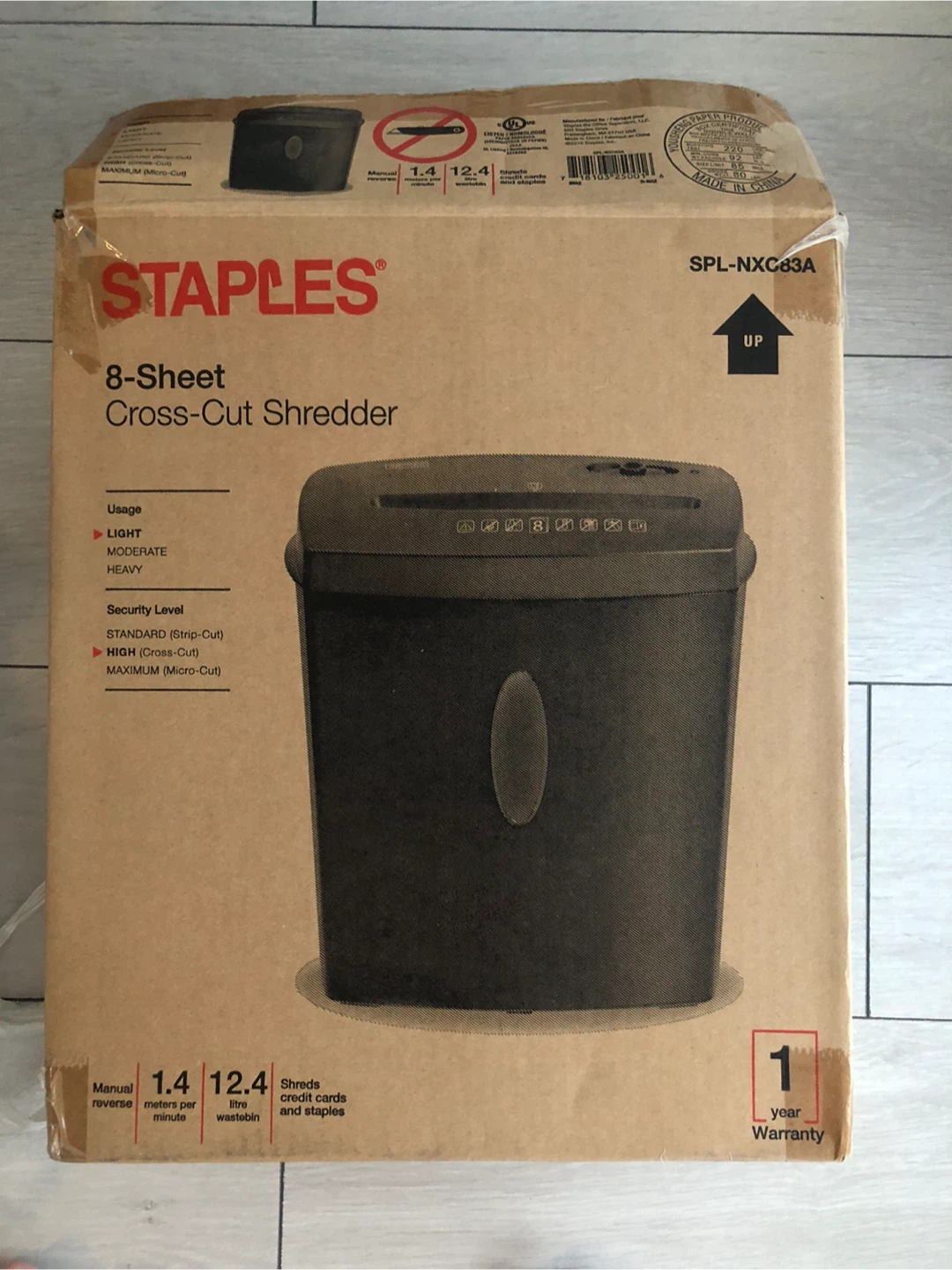 Staples 8-Sheet Cross-Cut Shredder - photo 3