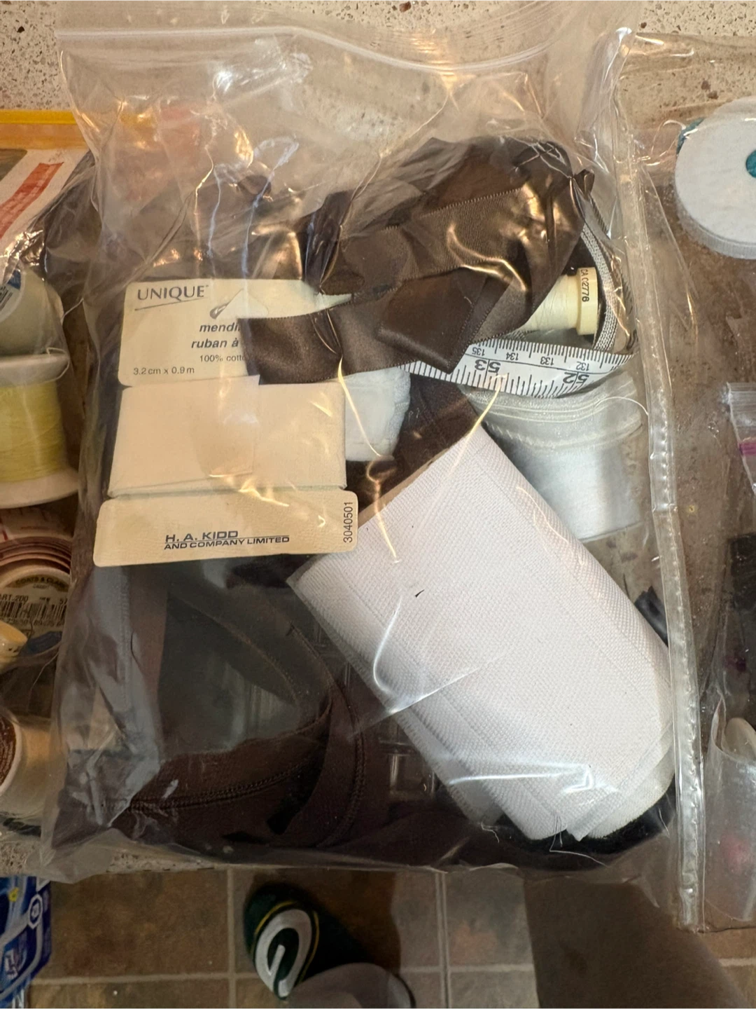 Big Supply of Various Sewing Items (3 Bags) - photo 3