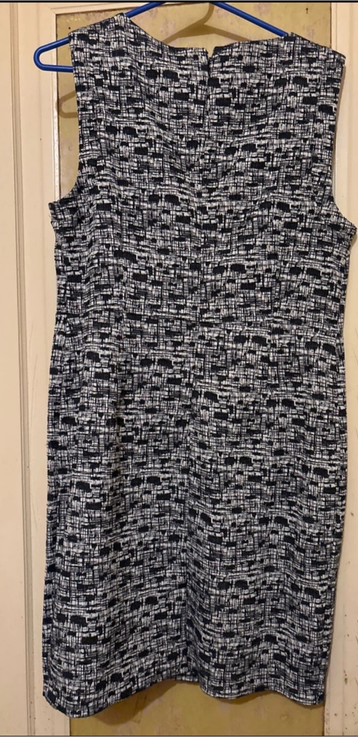 Brand new Suzy Shier Dress szL - photo 3