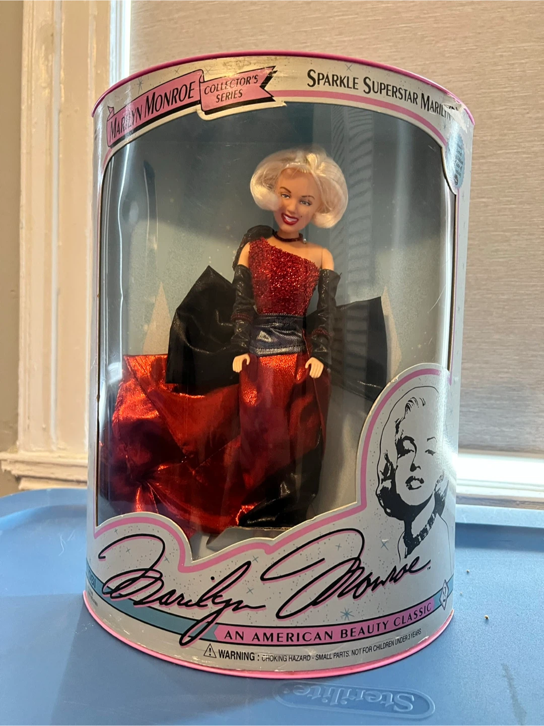 Marilyn Monroe Collector's Series Sparkle Superstar Doll - photo 2