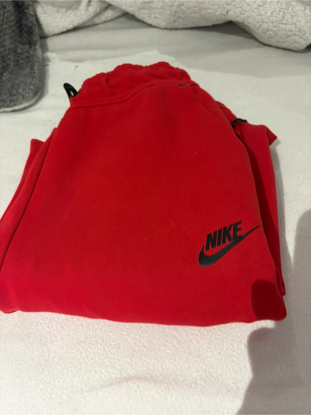 Nike Tech Fleece Red Joggers Pants - photo 3