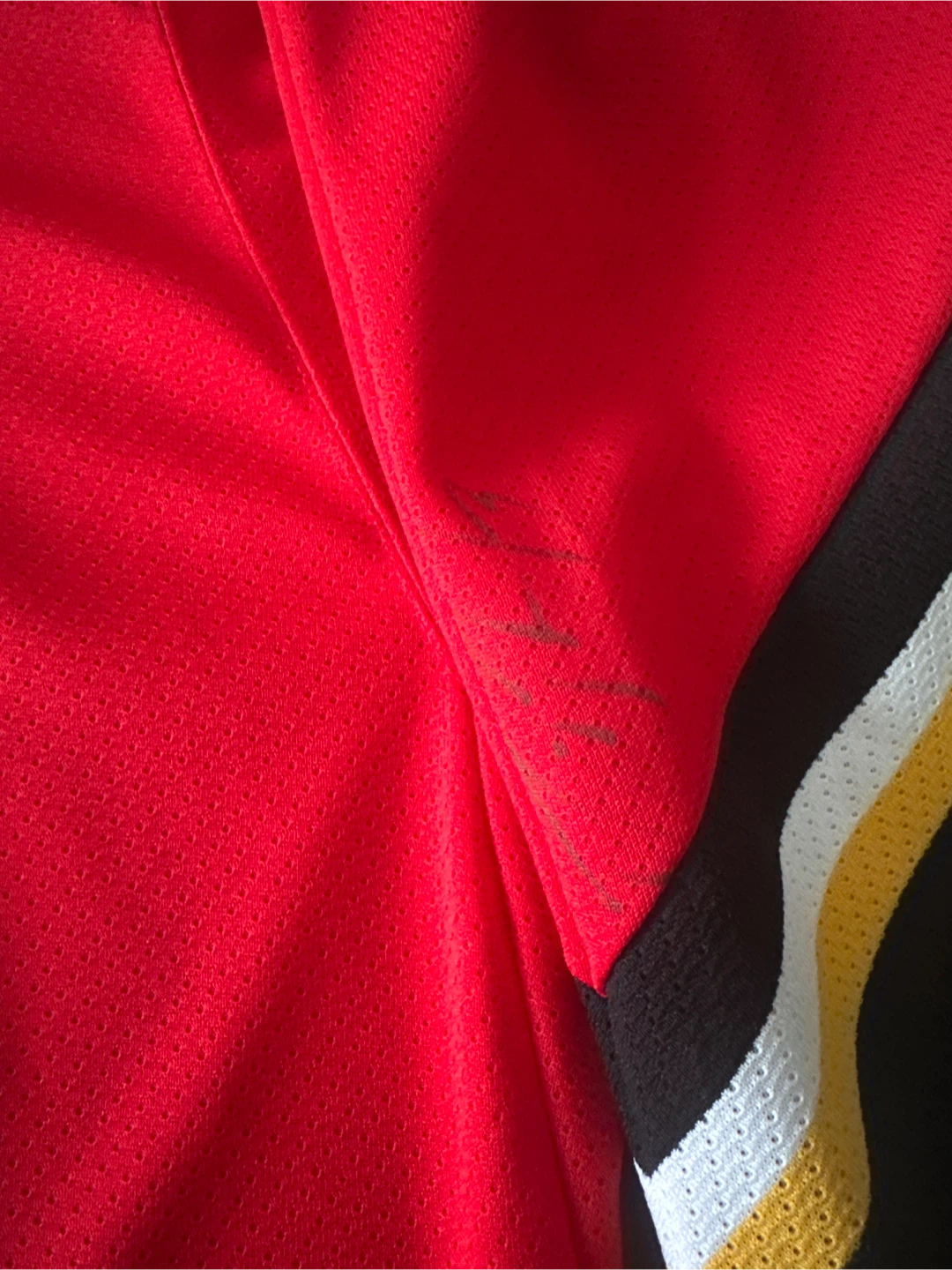 CCM Calgary Flames Hockey Jersey XL - photo 3