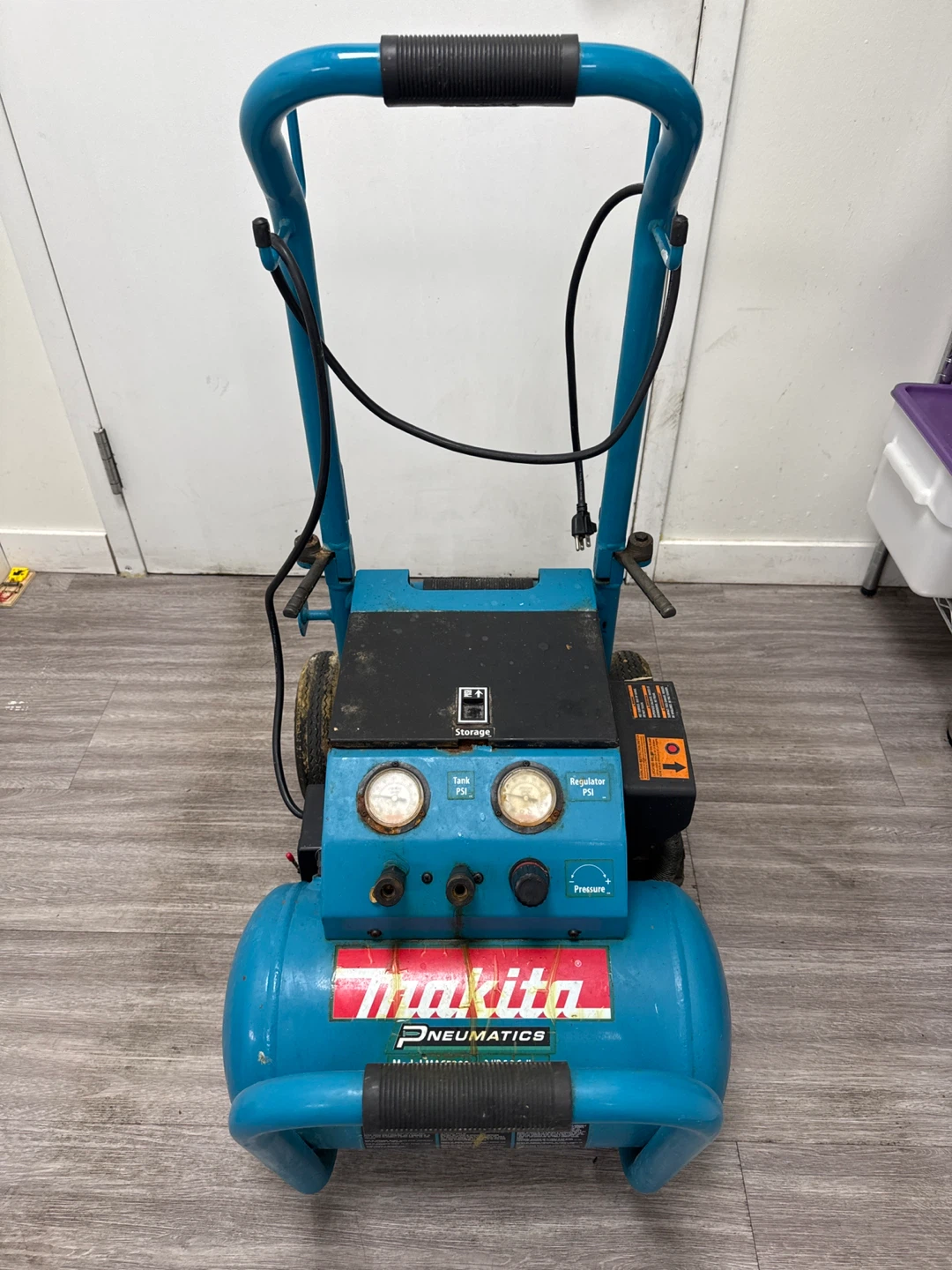 Makita MAC5200 Air Compressor