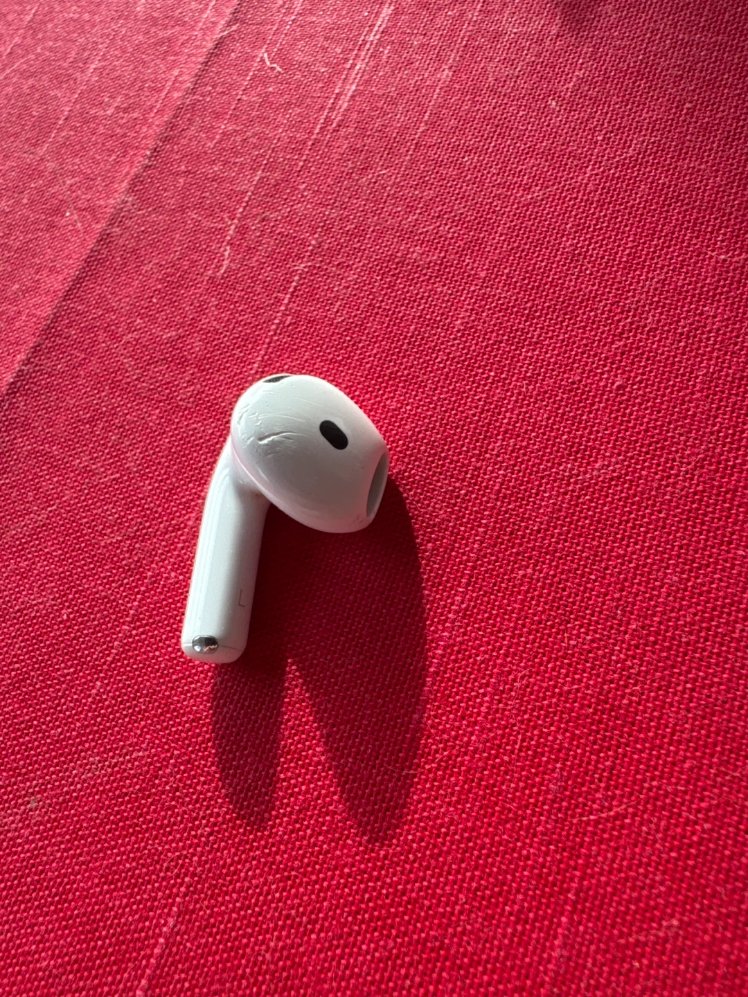 Apple AirPods 4 , (Left Earbud). - photo 3