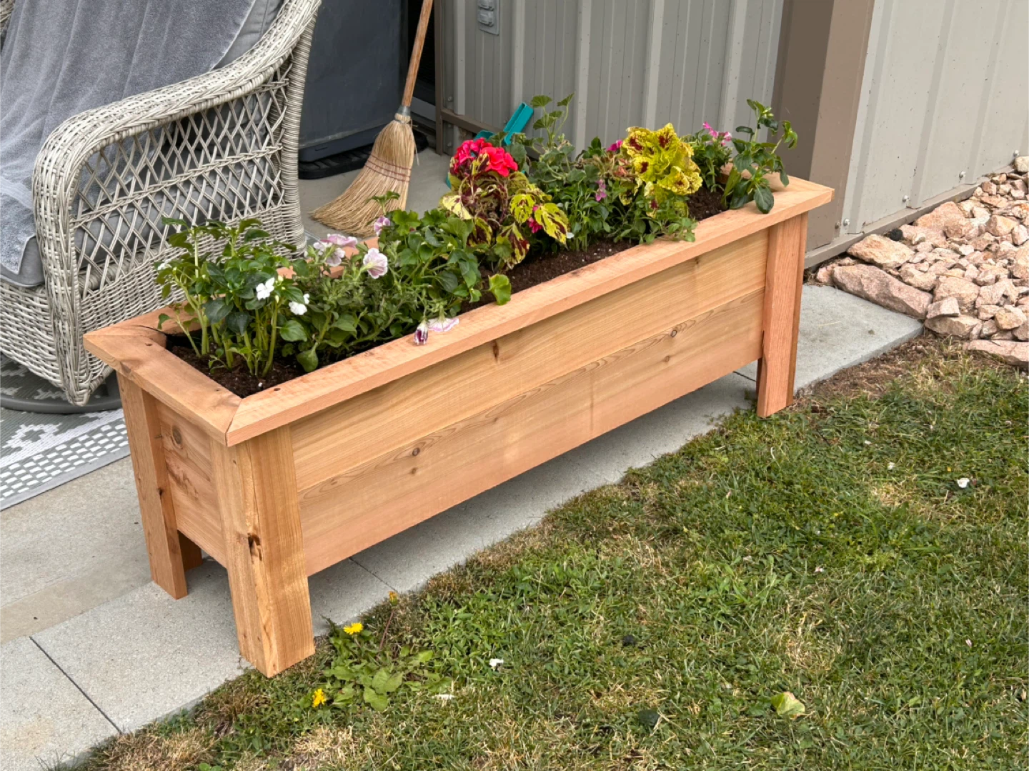 Gardens/ flower beds