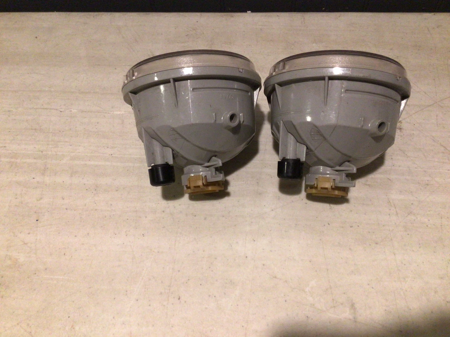 2 headlights - photo 2