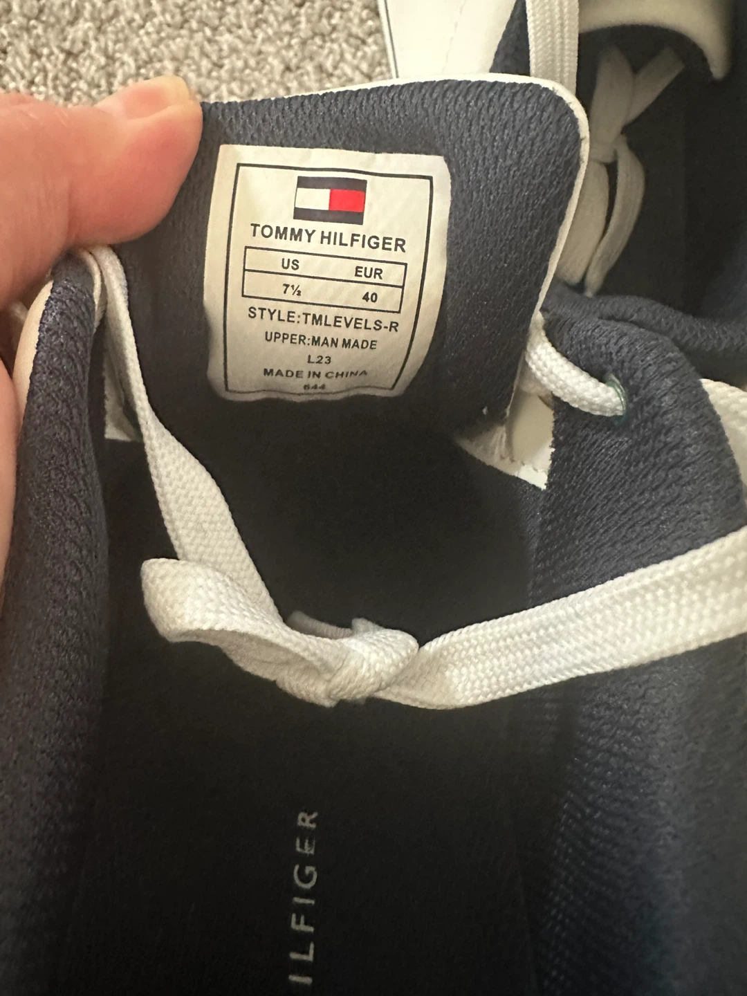 Tommy Hilfiger White Sneakers - US 7.5 / EUR 40 - photo 2