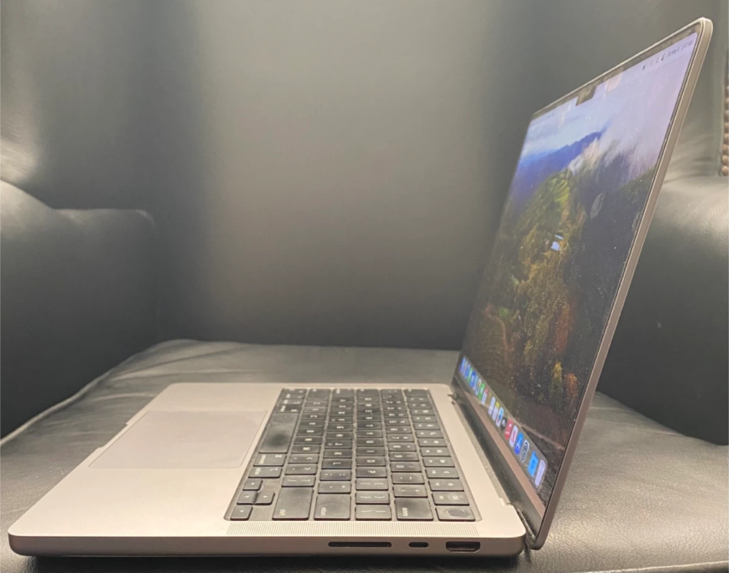 14-inch MacBook Pro with Apple M2 Pro chip - photo 5