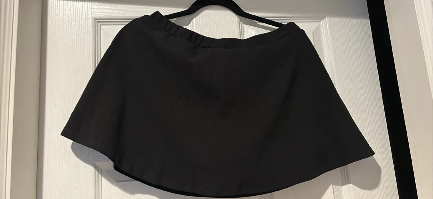 Black skirt  Skort size L - photo 3