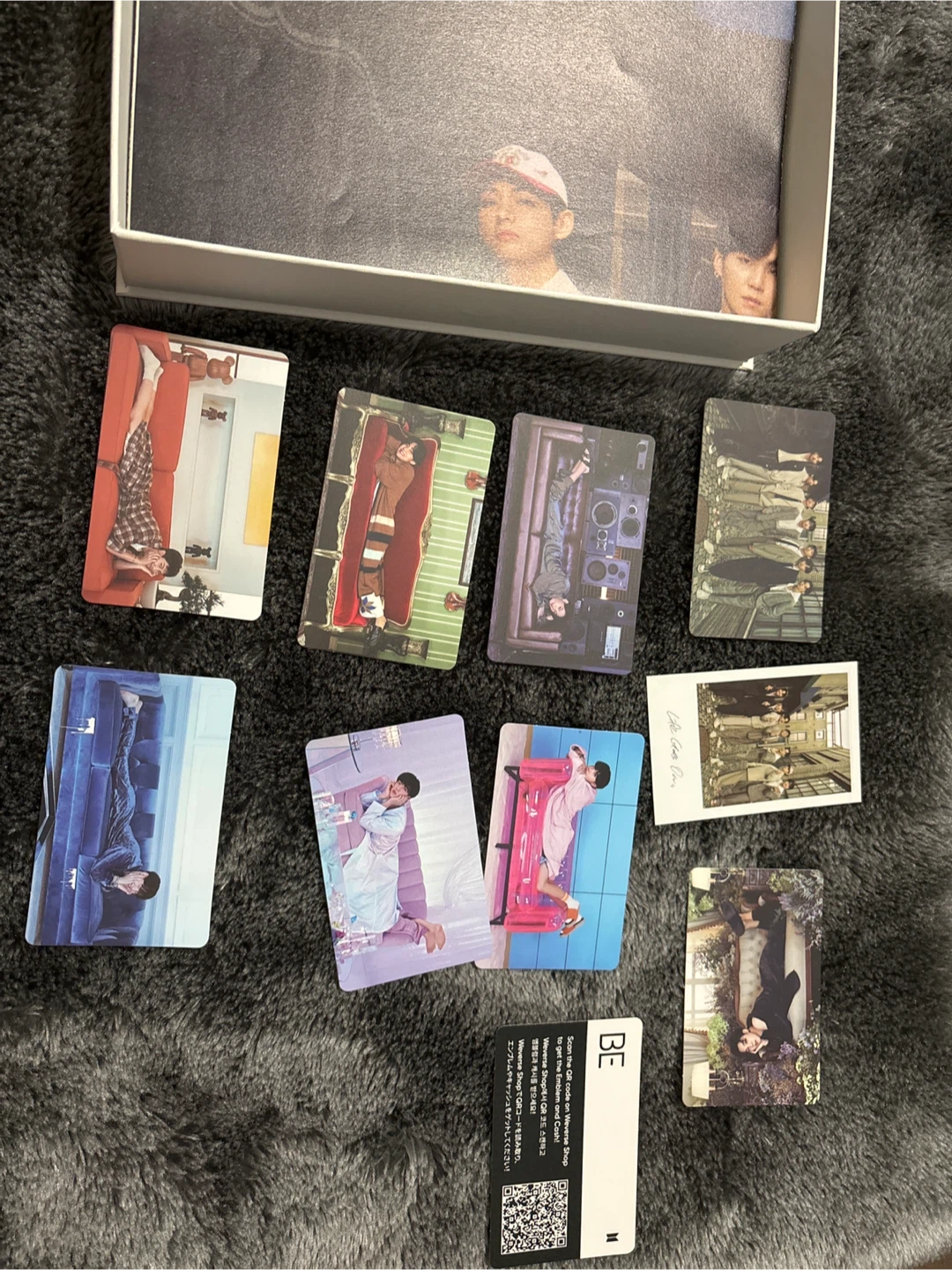 BTS BE Making Book Photo Album & Photocards - photo 3