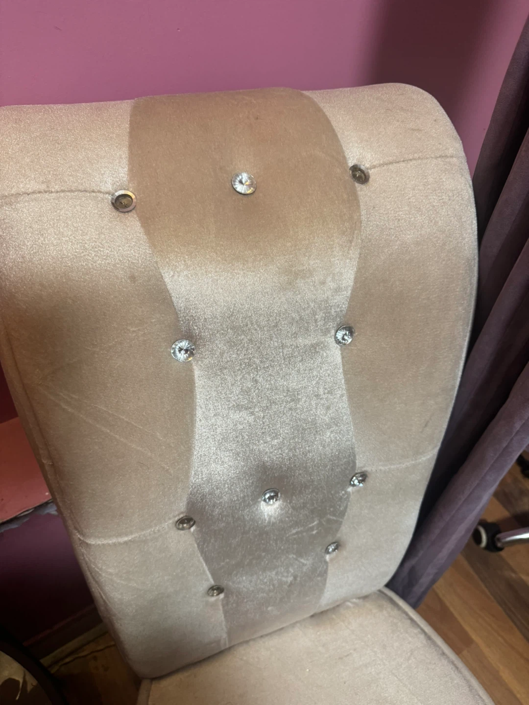 Tufted Velvet Accent Chair