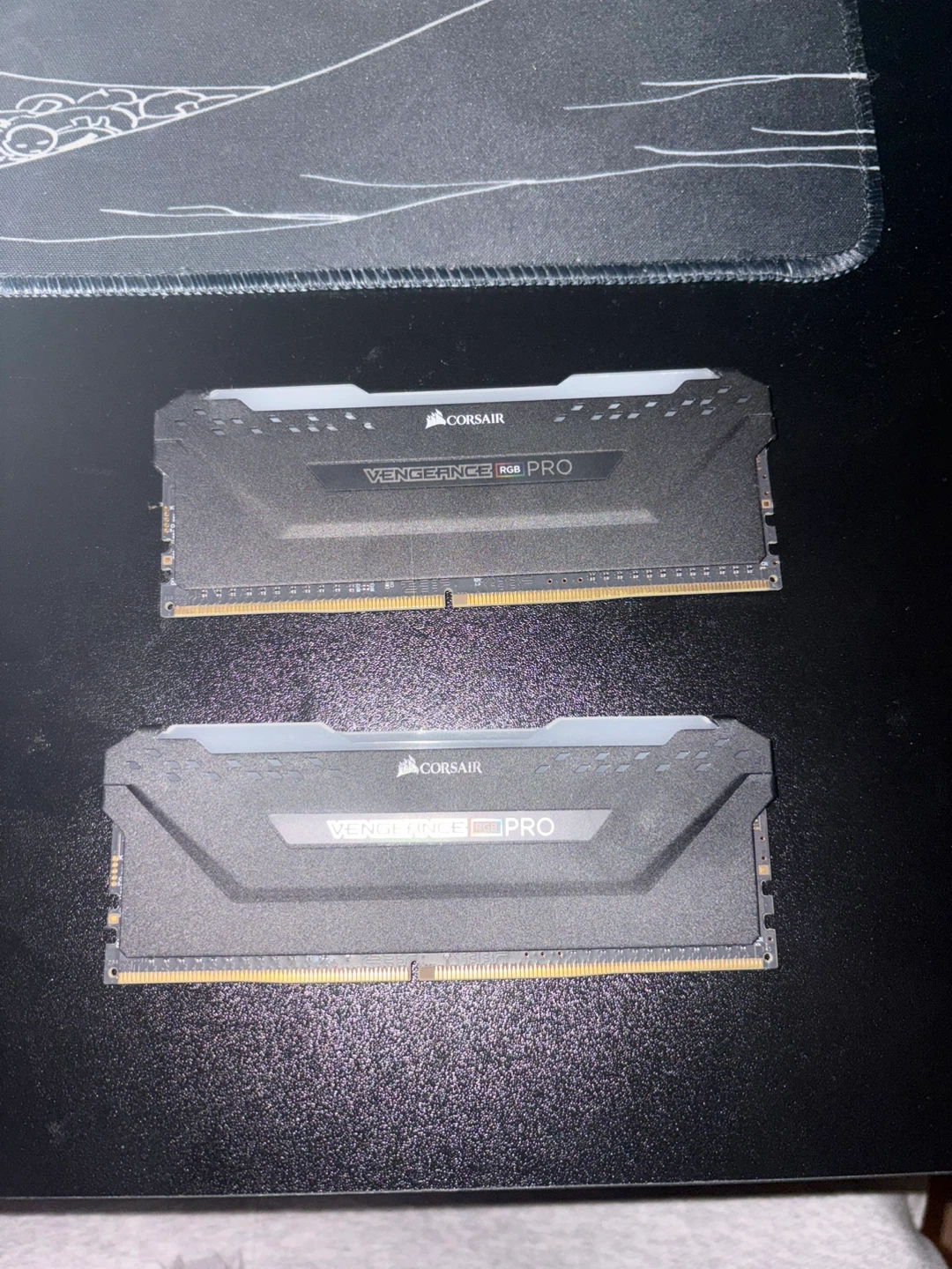 Corsair Vengeance RGB Pro DDR4 RAM (2x8GB) - photo 2