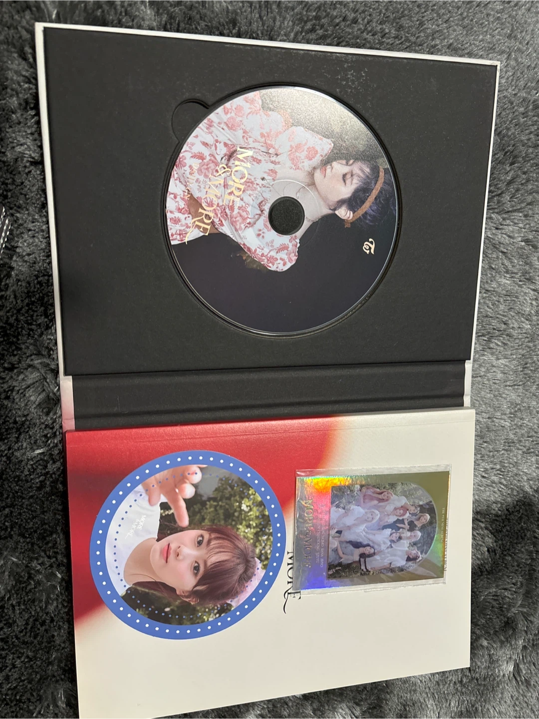 TWICE "MORE & MORE" 9th Mini Album CD Photobook - photo 2