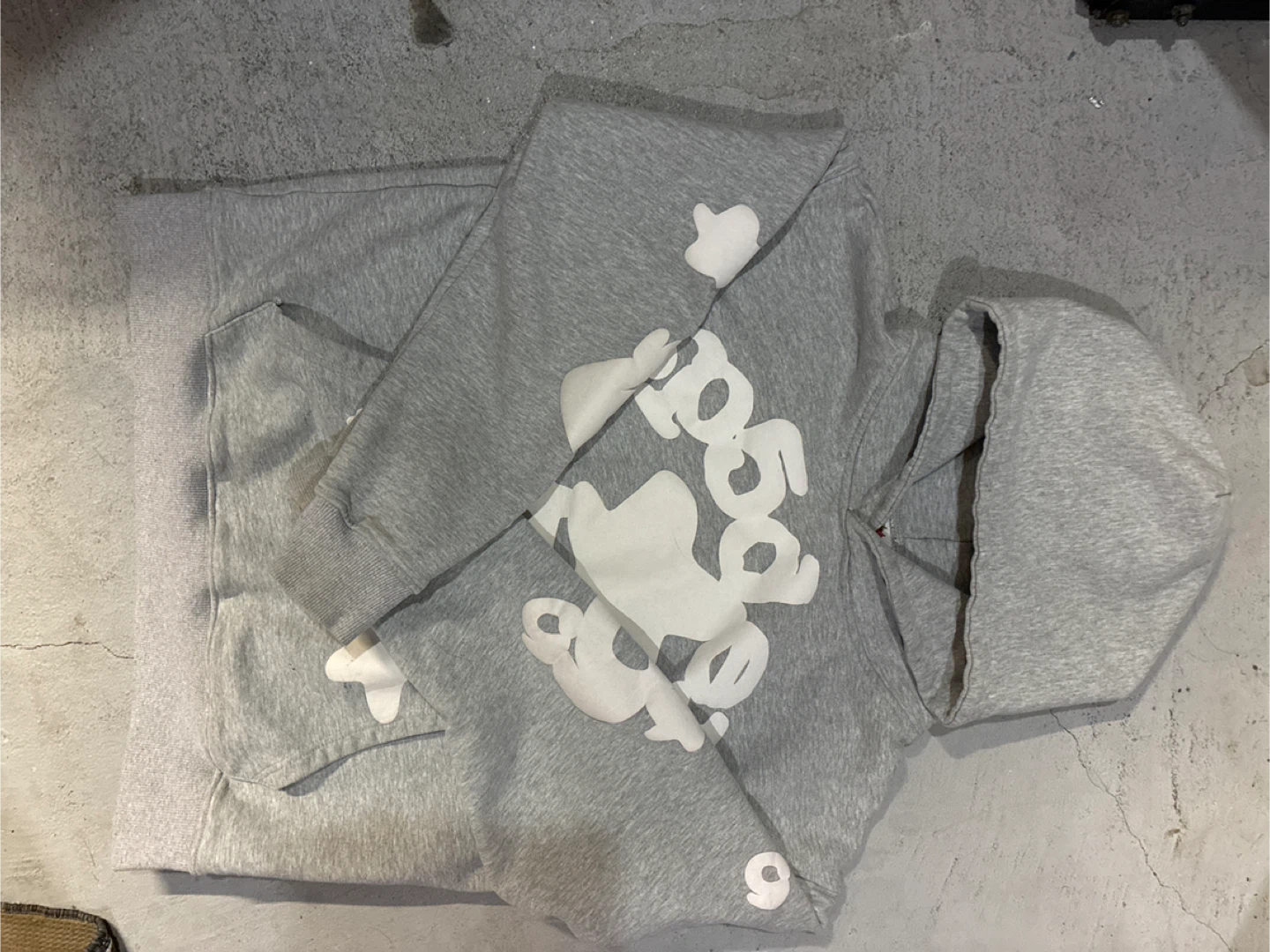 Sp5der hoodie gray beluga