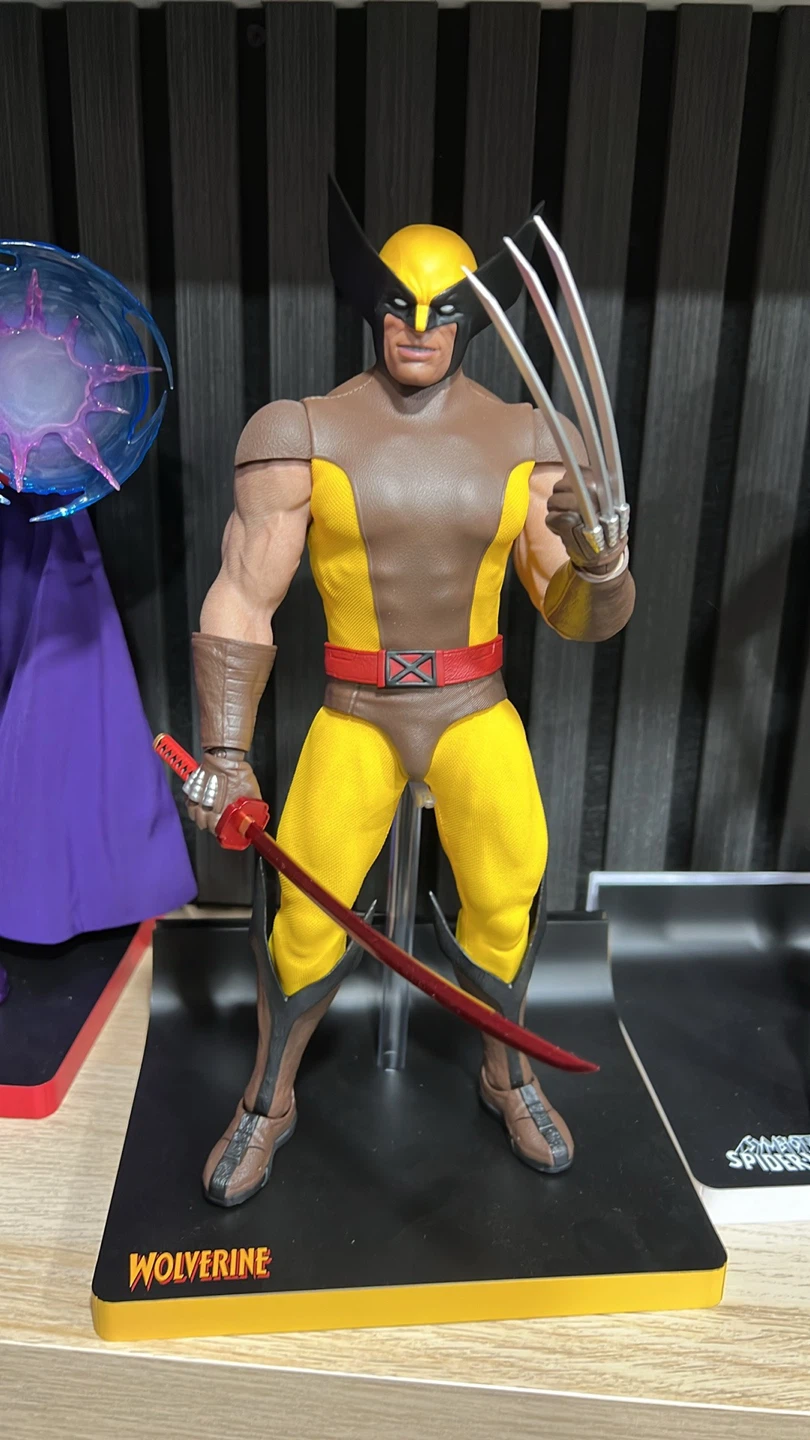 Wolverine "Brown Costume" 1/6 Scale Figure
