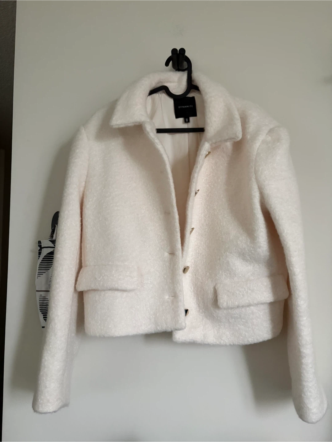 DYNAMITE White Boucle Cropped Jacket - Size Medium