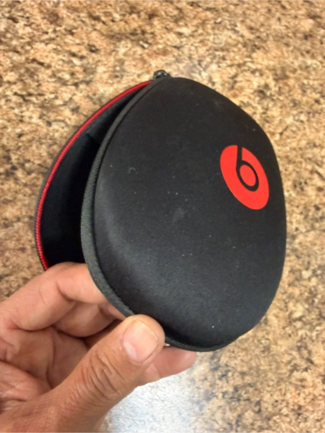 Beats by Dre Black Headphone Carrying Case - photo 4