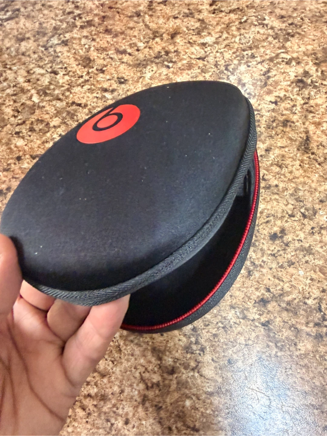 Beats by Dre Black Headphone Carrying Case - photo 3