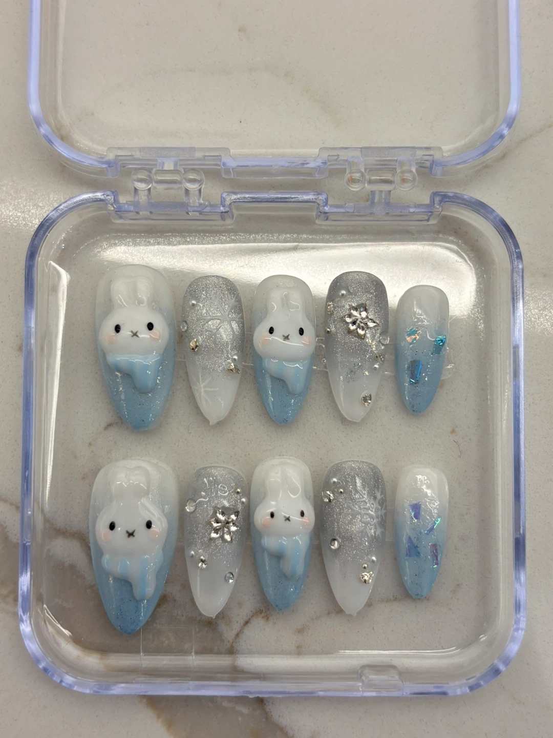 Handmade Press-on Nails - Snowflake Winter Miffy set ❄️ - photo 2