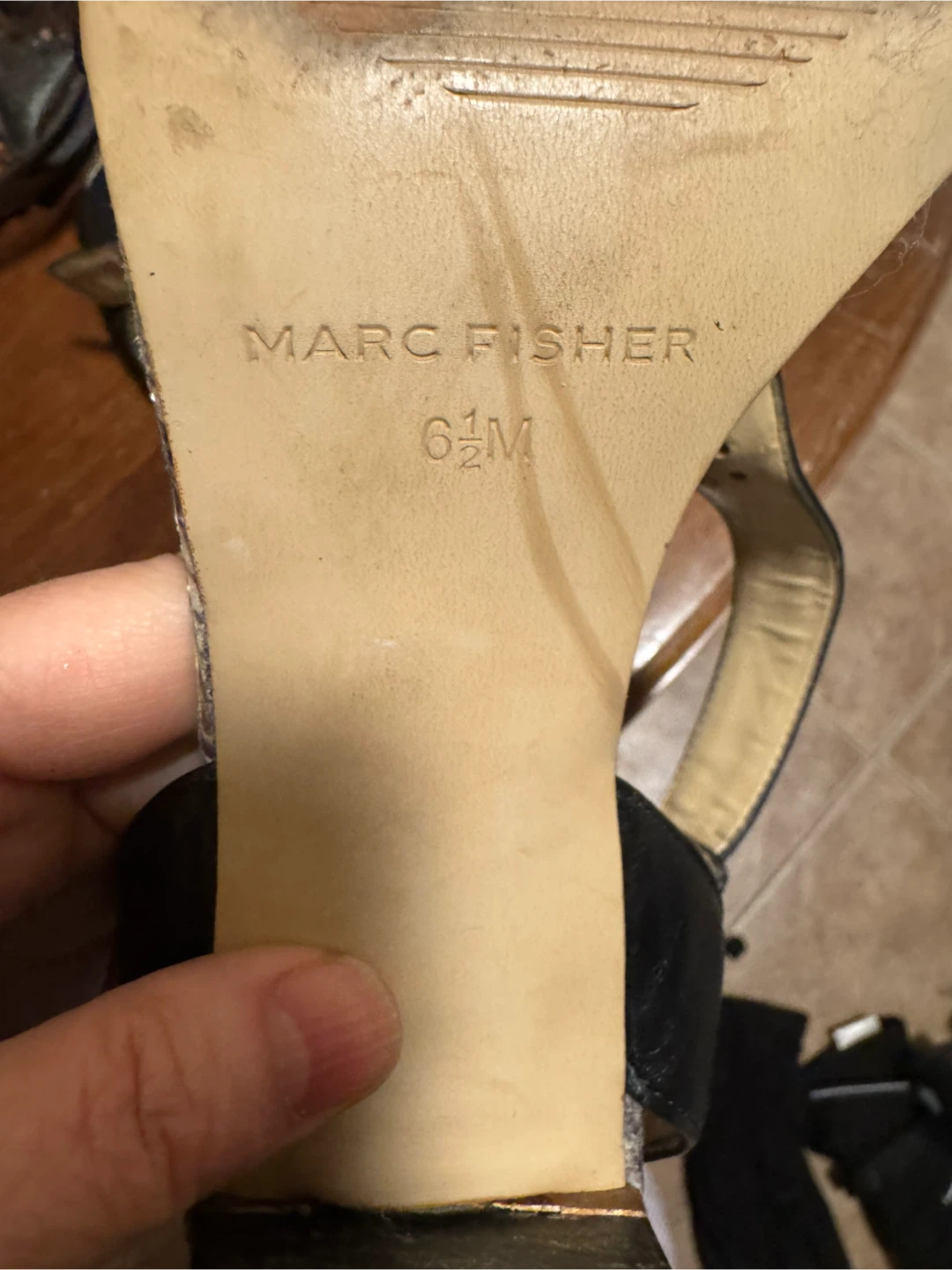 Marc Fisher Black Leather and Snake Print Wedge Heels Size 6.5 - photo 3