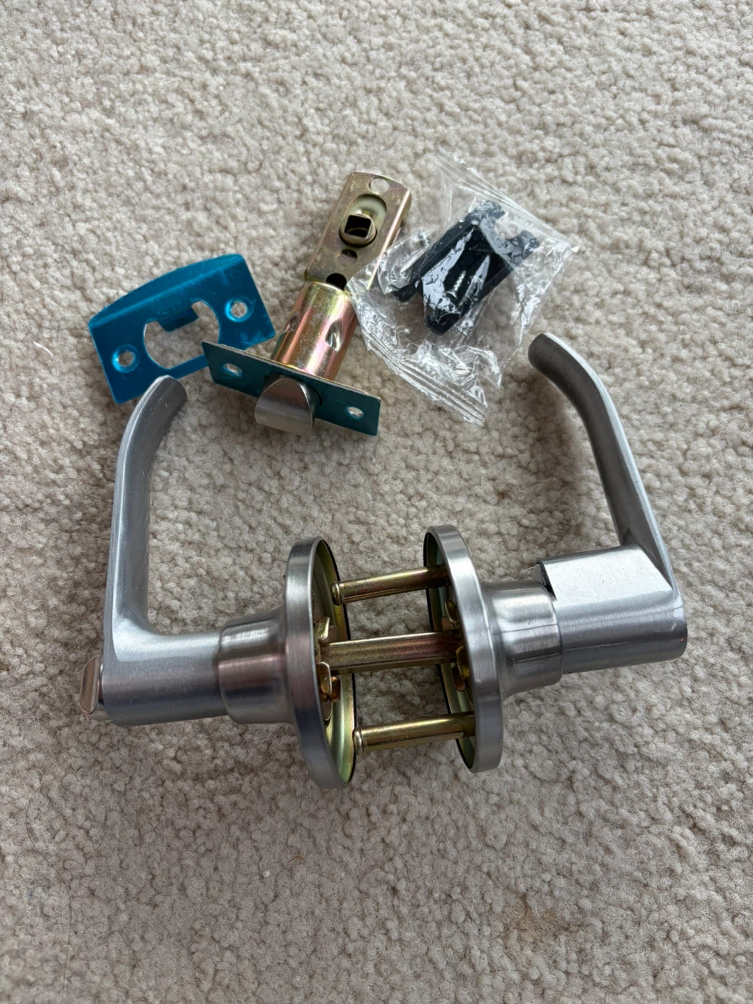 Door Lever Lockset with Latch and Screws - photo 2
