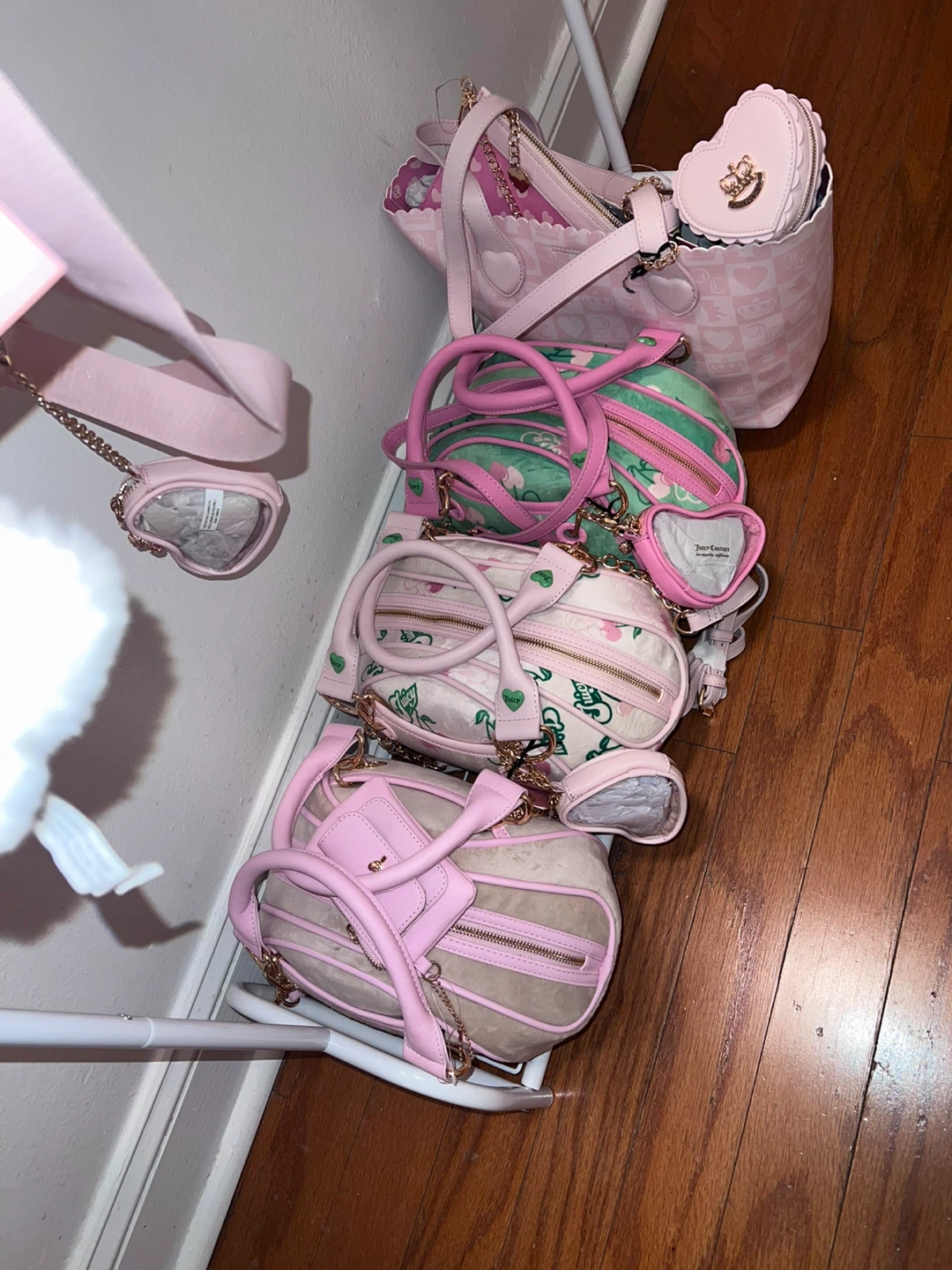 Women’s Juicy Couture Collection of Bags - photo 5