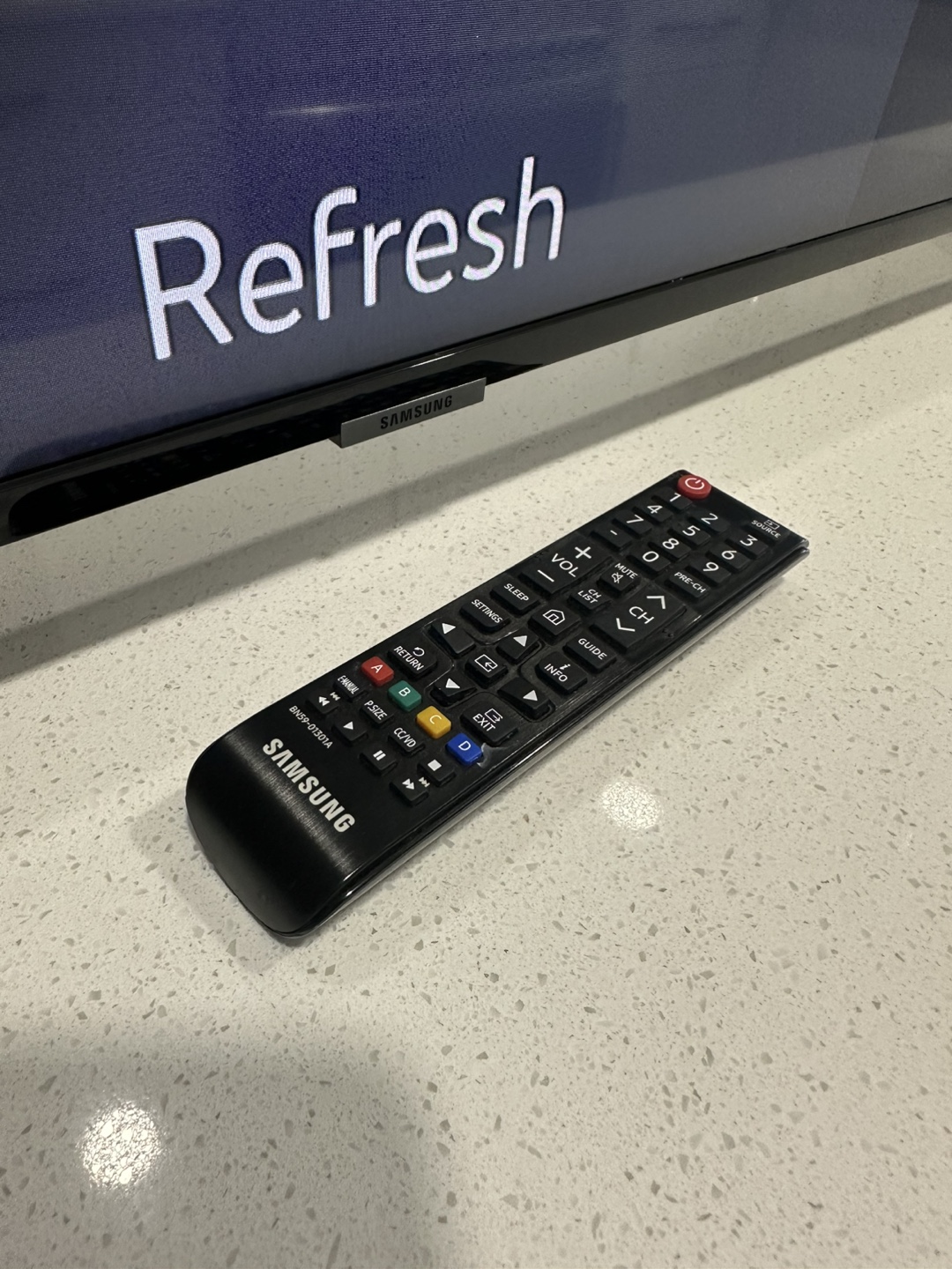 65-Inch Samsung UHD 4K Smart TV – New Condition - photo 2