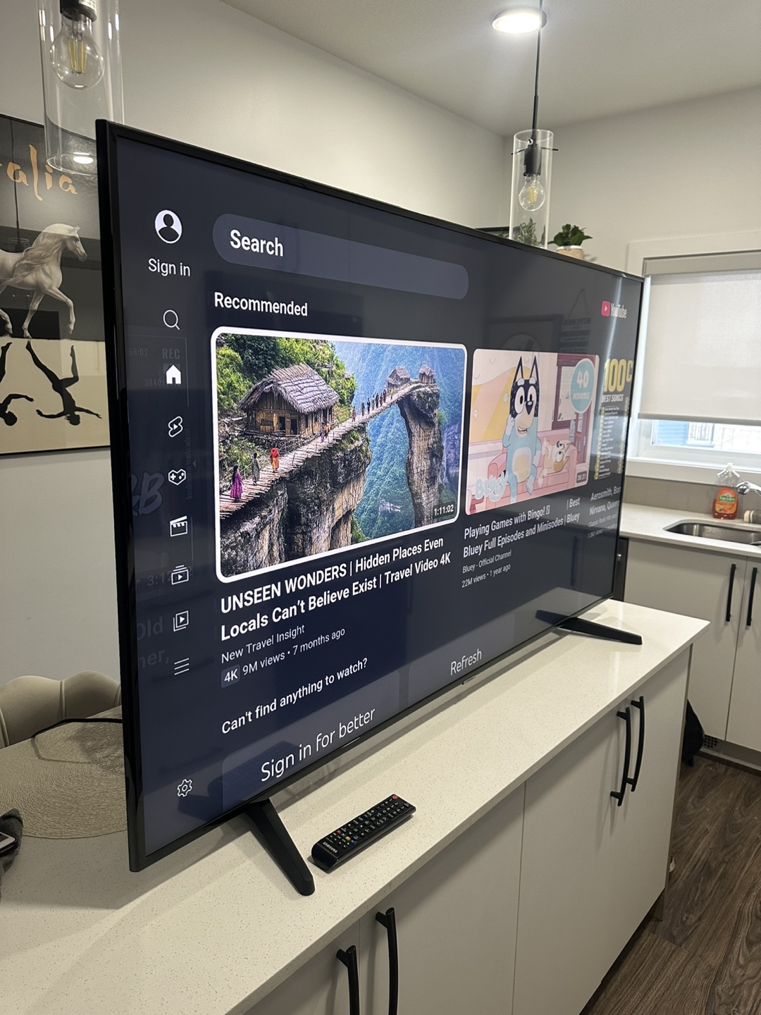 65-Inch Samsung UHD 4K Smart TV – New Condition - photo 3