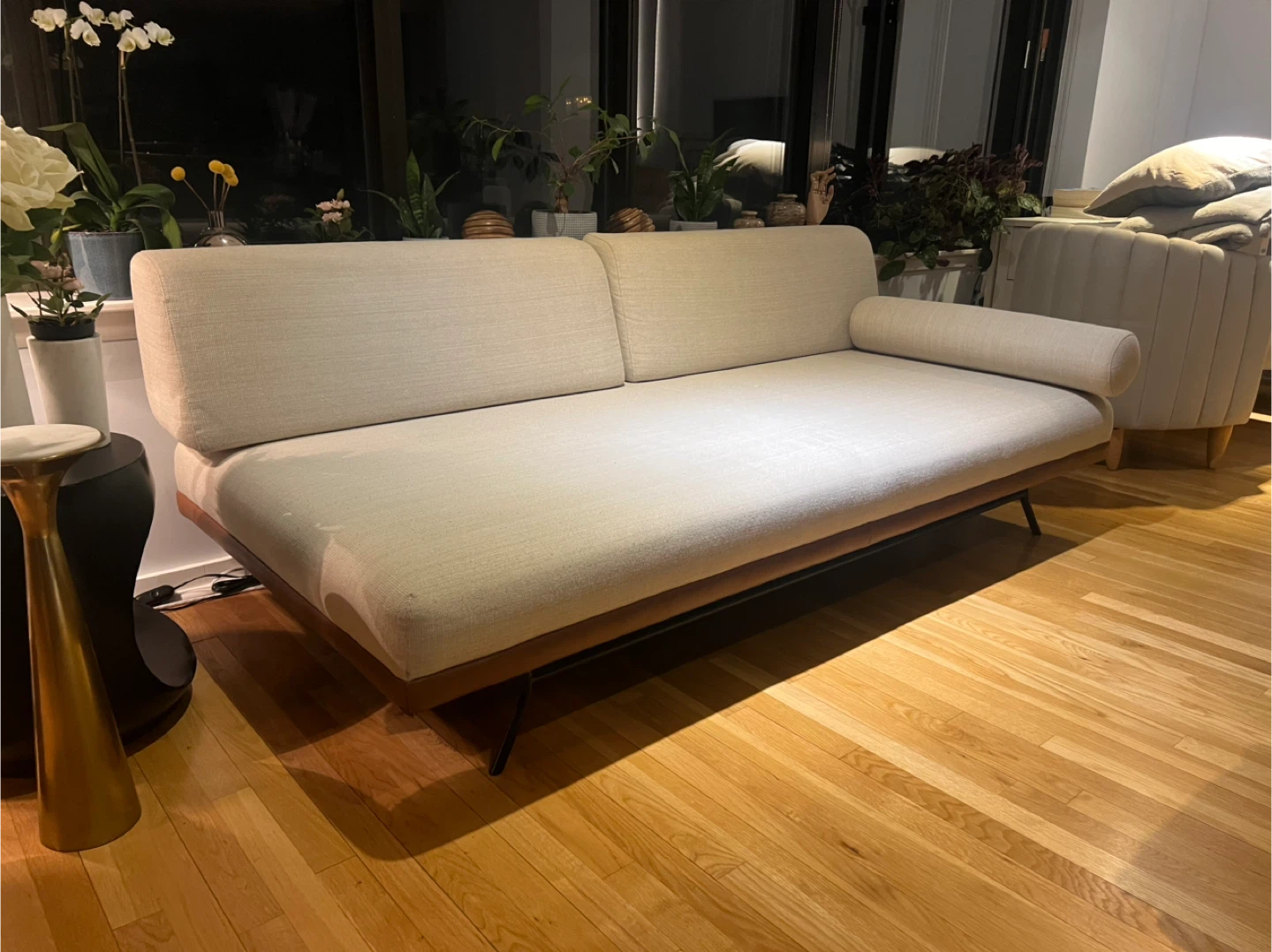 Modern Beige Sofa Daybed with Wooden Frame