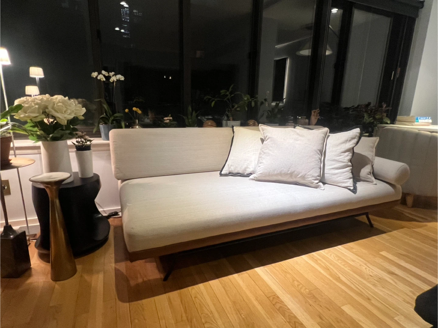 Modern Beige Sofa Daybed with Wooden Frame - photo 5