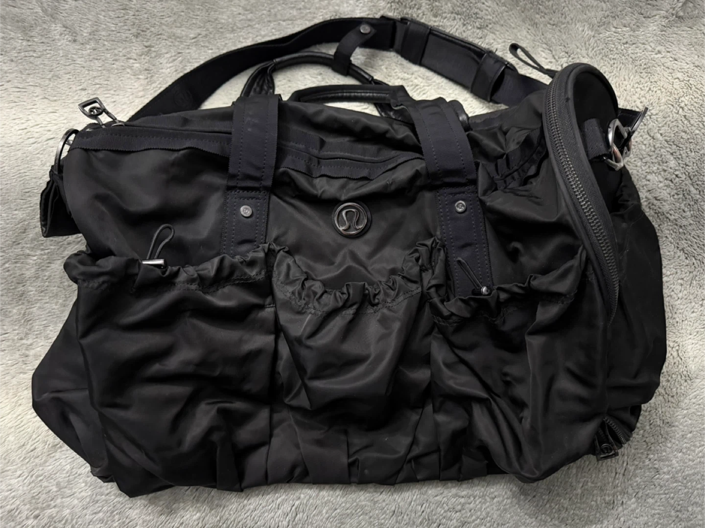 Lululemon Keep On Running Duffel Twinkle Emboss Black - photo 3