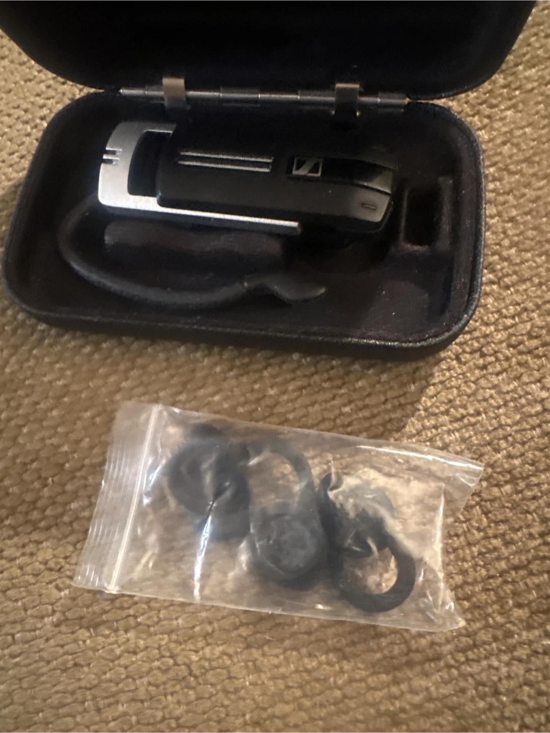 Sennheiser Presence UC ML Bluetooth Headset with Case - photo 3