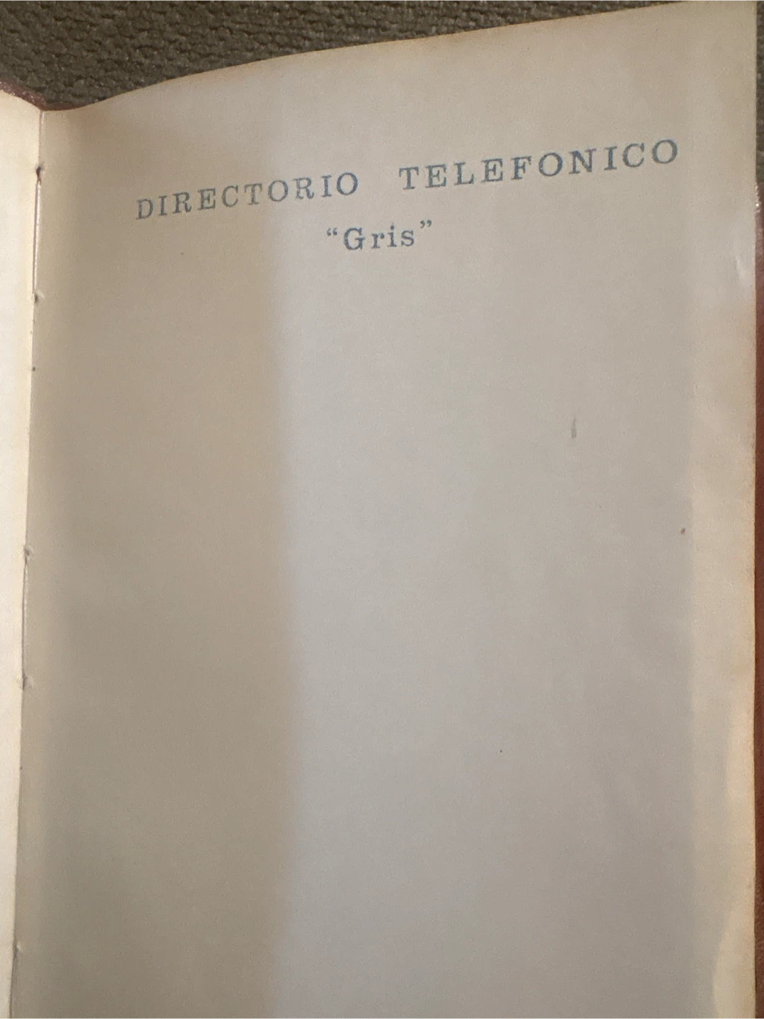 Vintage "Gris" Telephone Directory - photo 2