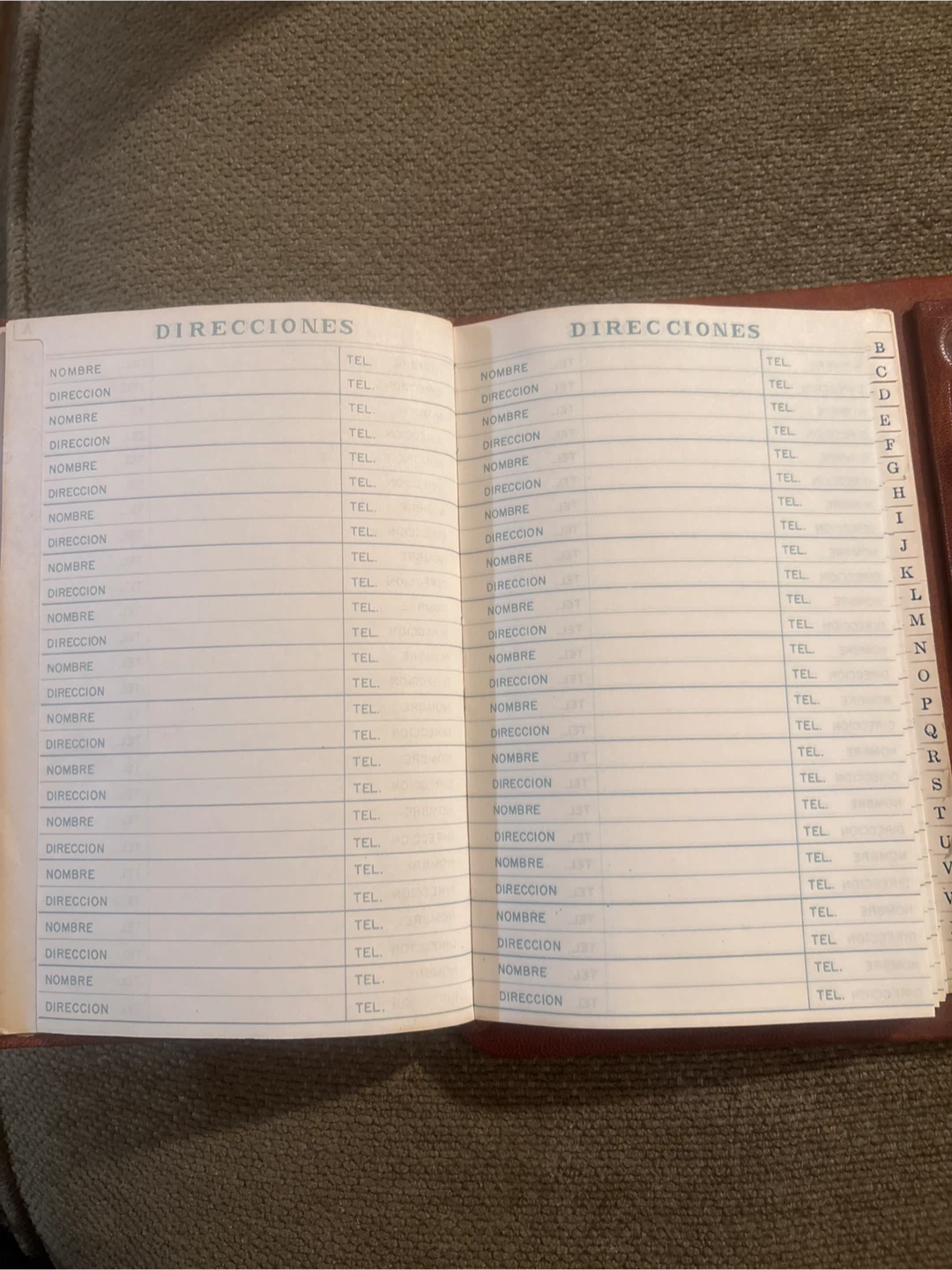 Vintage "Gris" Telephone Directory - photo 3