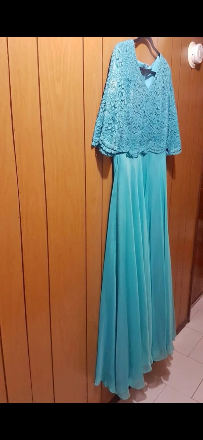 Teal Lace Top & Chiffon Skirt Evening Dress