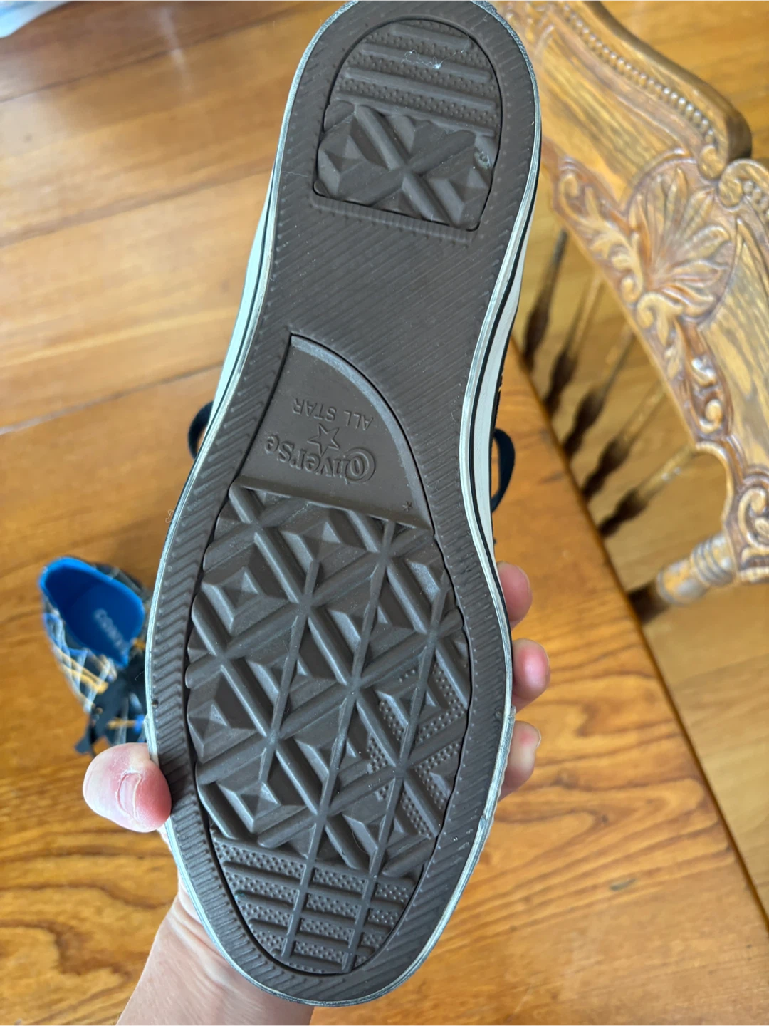 Converse All Star Low Top Shoes men’s 10.5 - photo 3