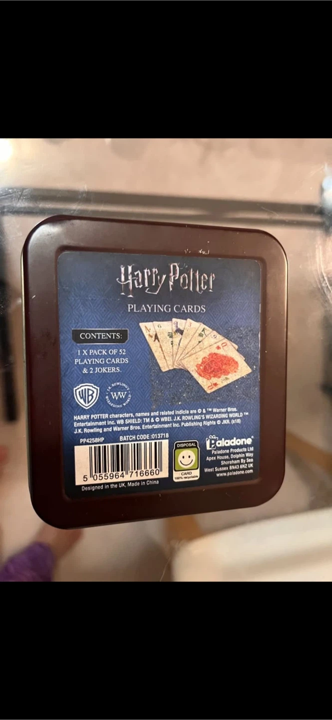 Harry Potter Hogwarts Playing Cards Tin - photo 2
