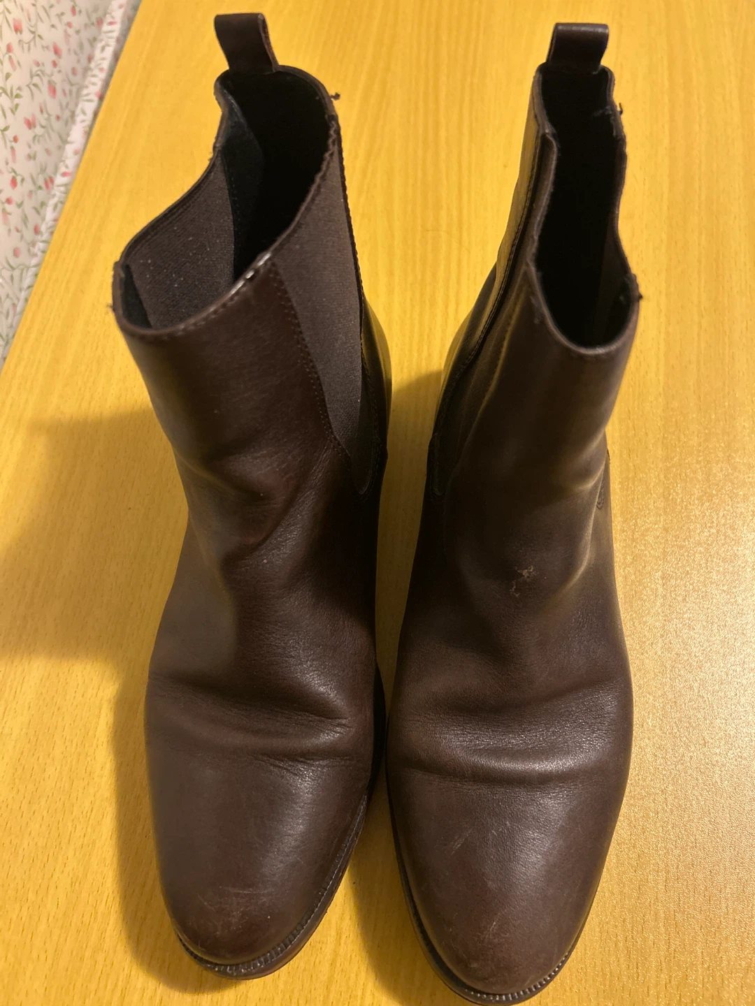 Coach Brown Leather Chelsea Boots & Riding Chaps Set