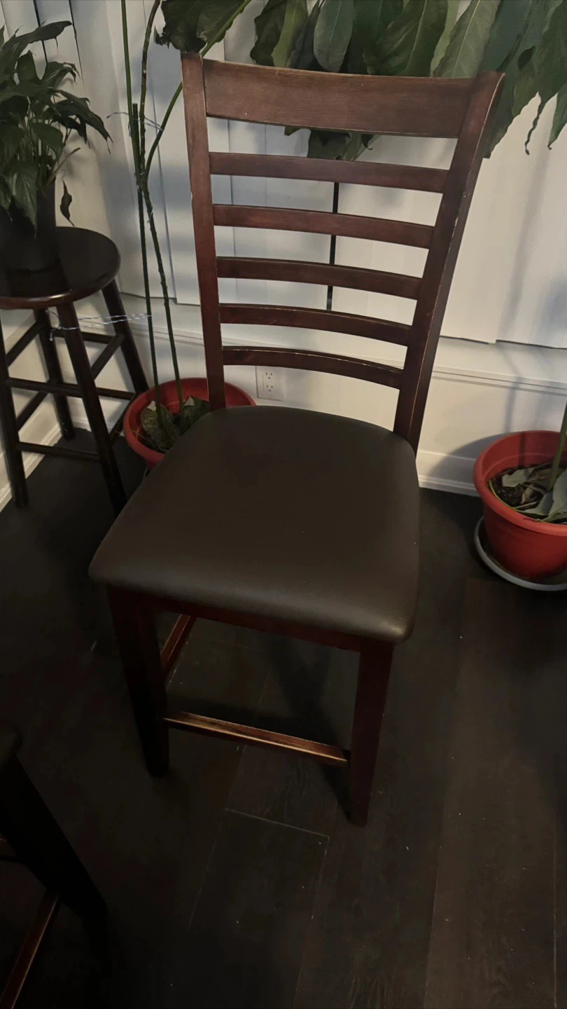 Four Wooden Dining/bar/high Chairs Padded Seat-should go ASAP - photo 5