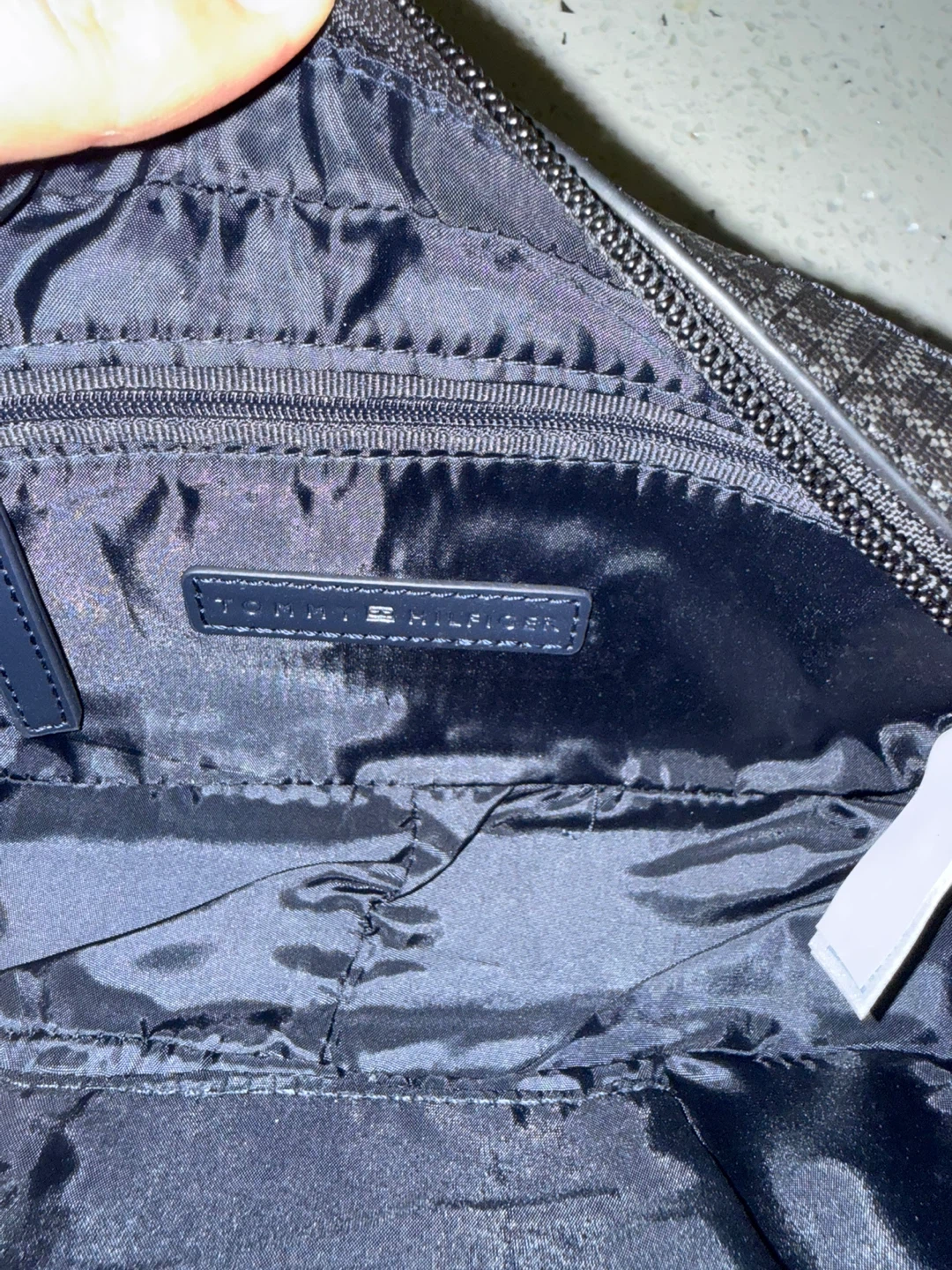 Tommy Hilfiger Crossbody Bag - photo 5