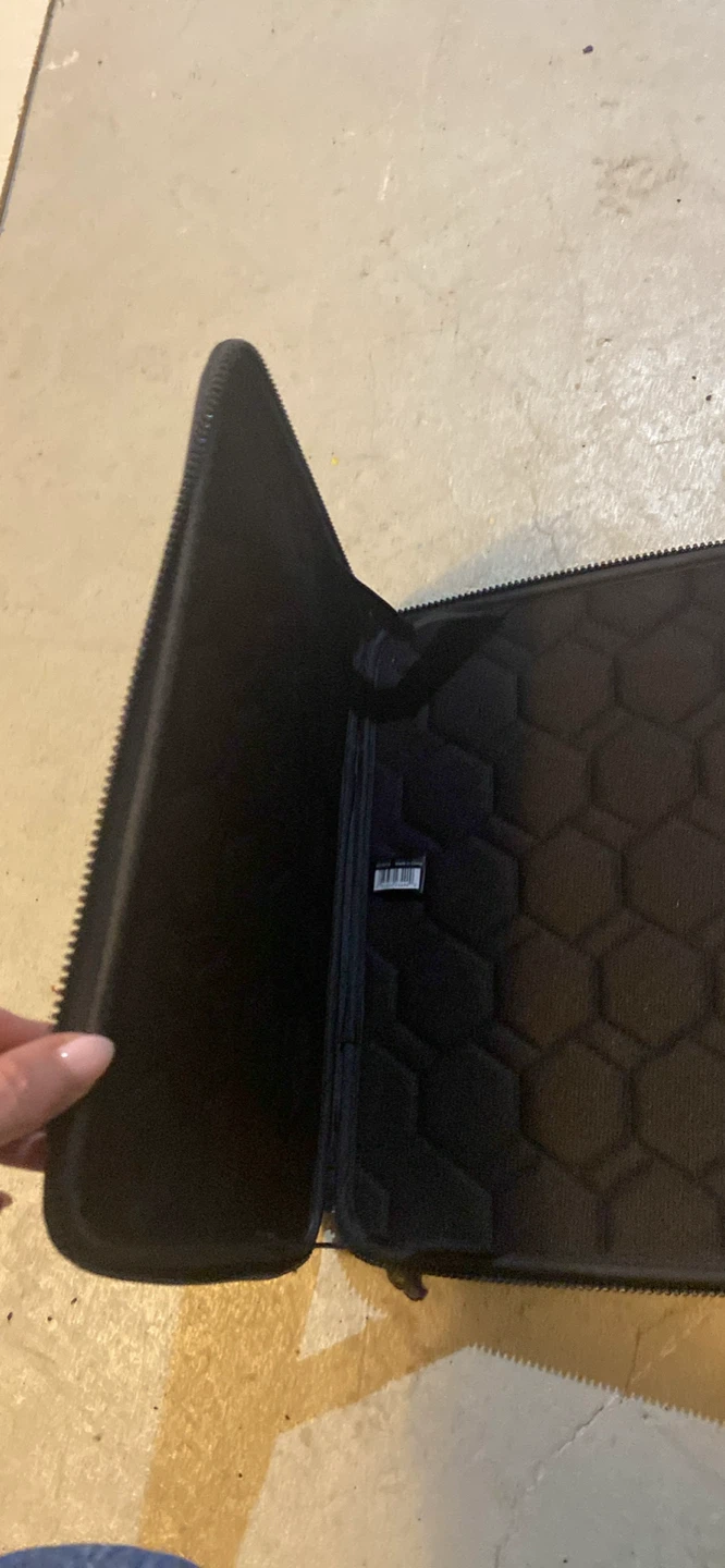 Thule Black Protective Case - photo 3