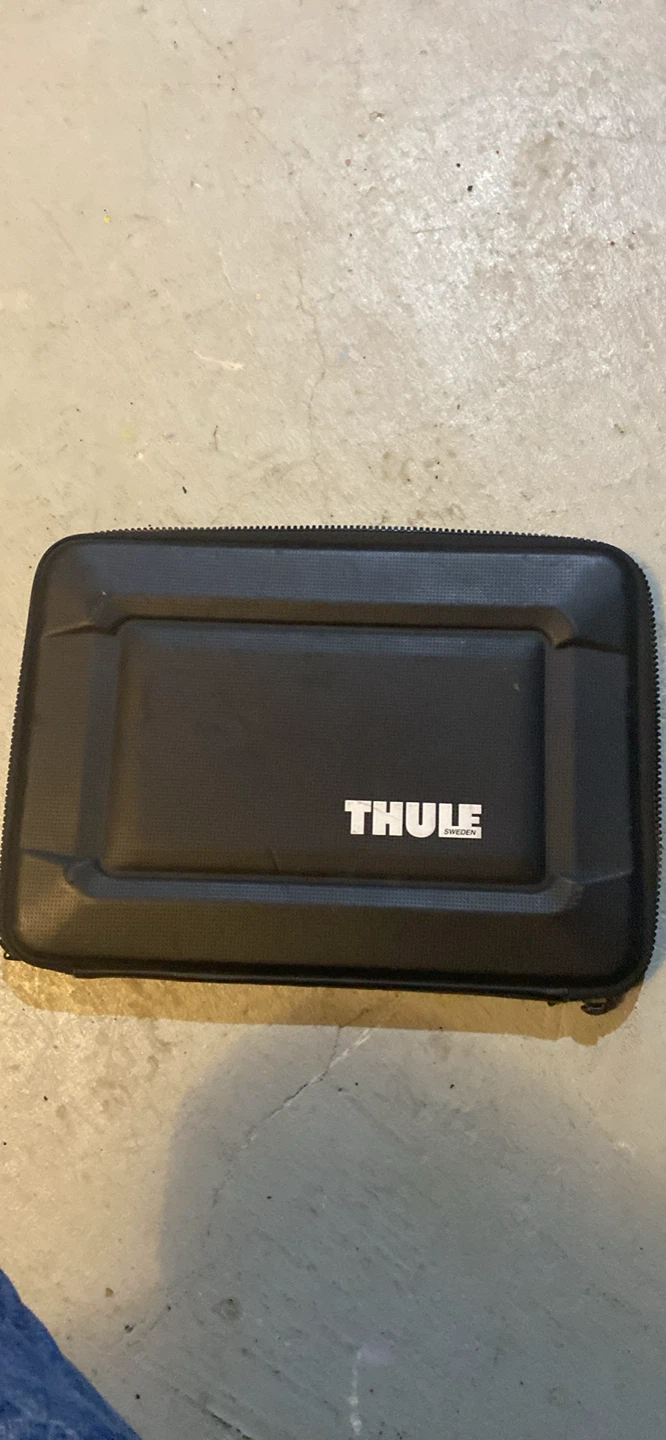 Thule Black Protective Case - photo 4