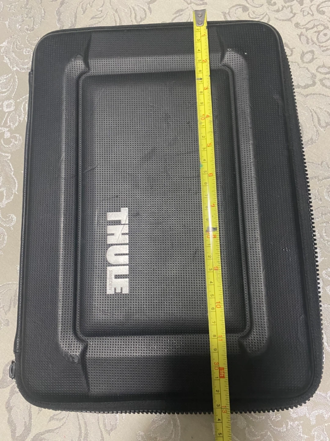 Thule Black Protective Case - photo 2