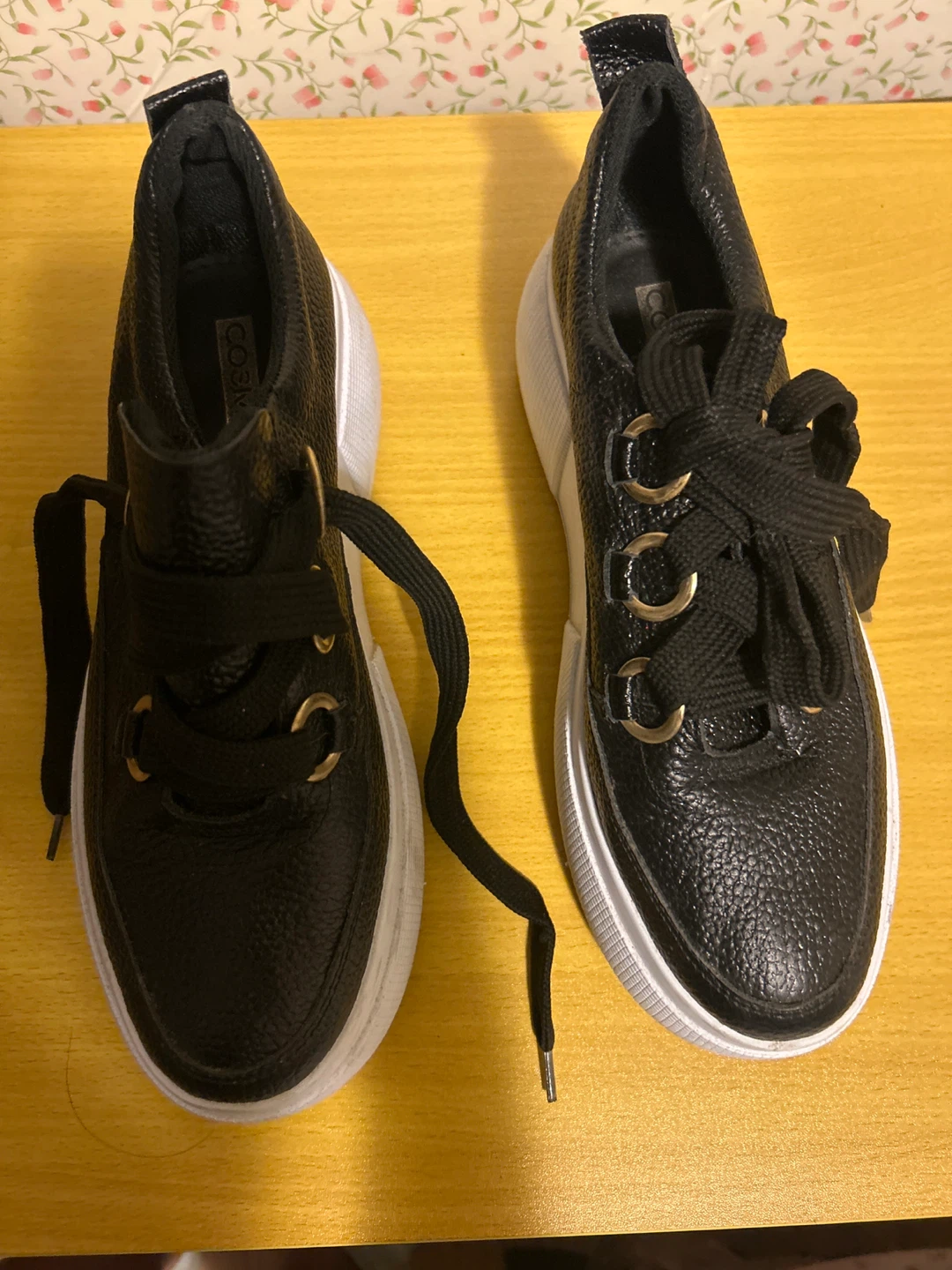 COSMOS Black Faux Leather Lace-Up Sneakers 37