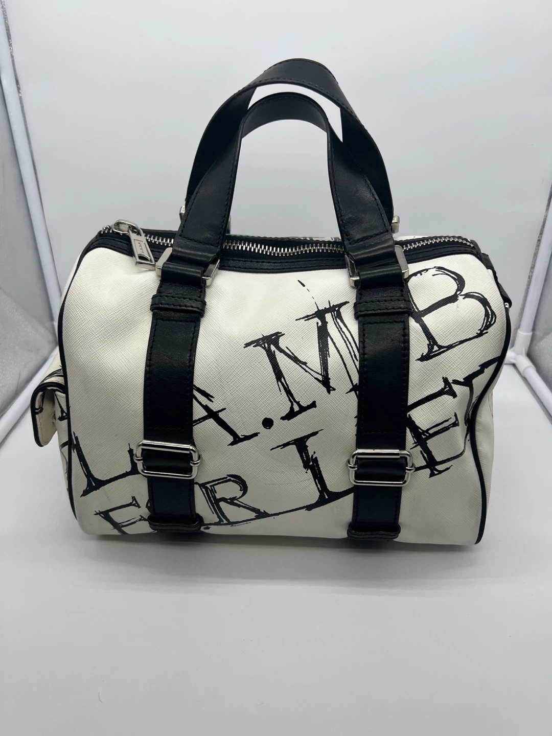 L.A.M.B. GWEN STEFANI Graffiti Design PVC Leather Trim Satchel - photo 4